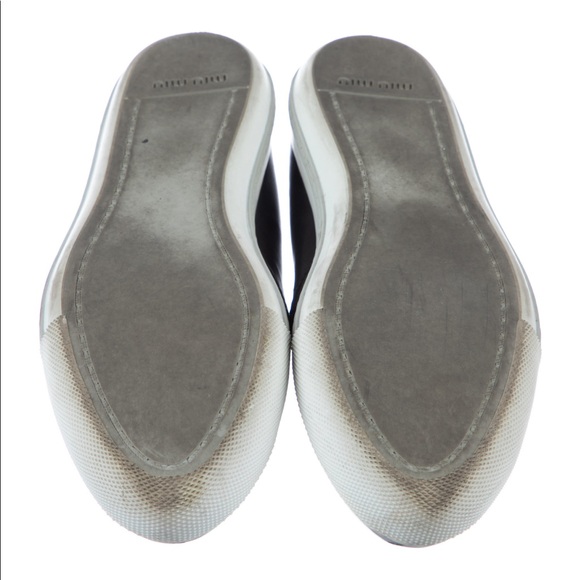 MIU MIU LEATHER SNEAKERS - Picture 5 of 5